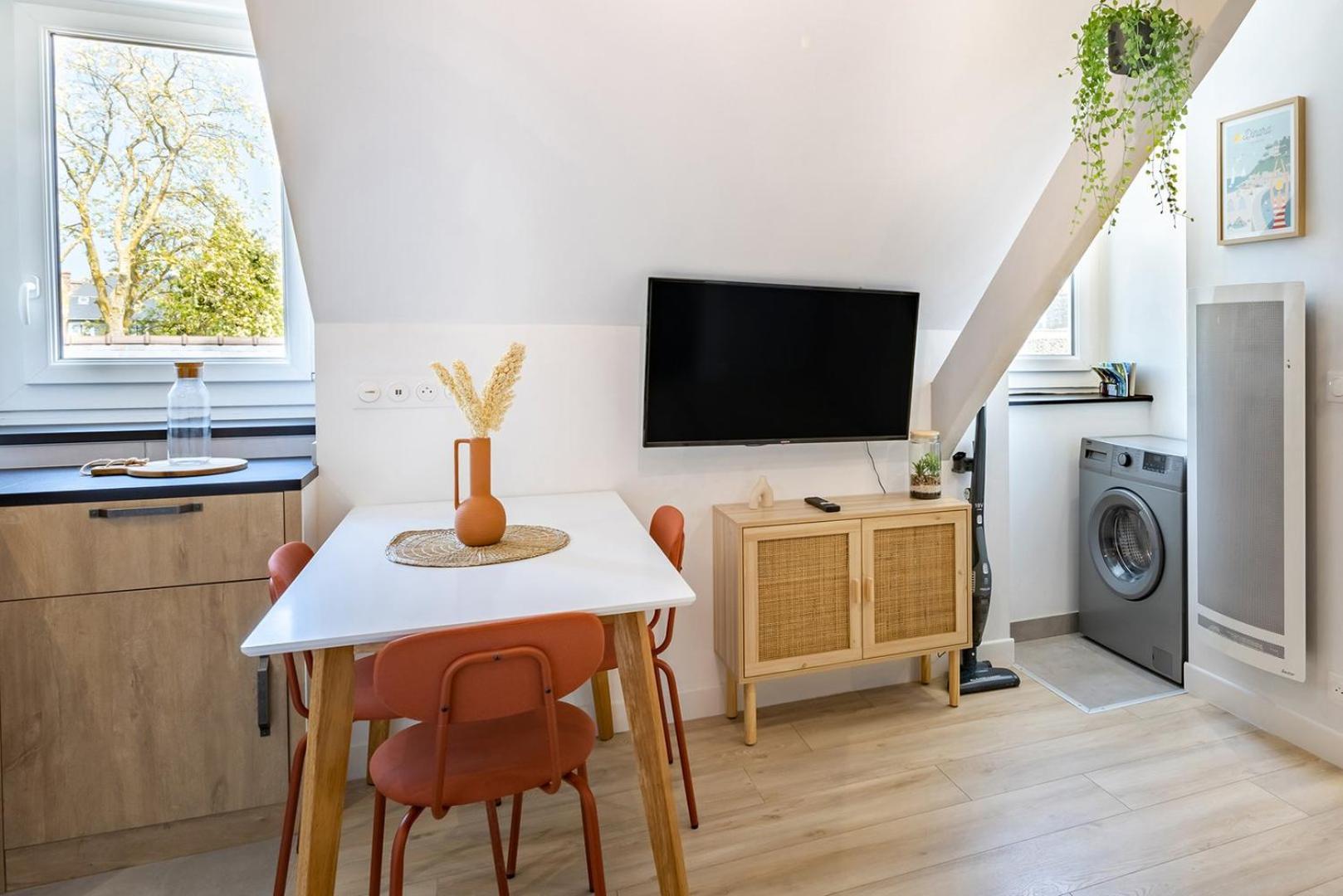 Saint-enogat - Cosy Et Renove - A 400m Apartment *
