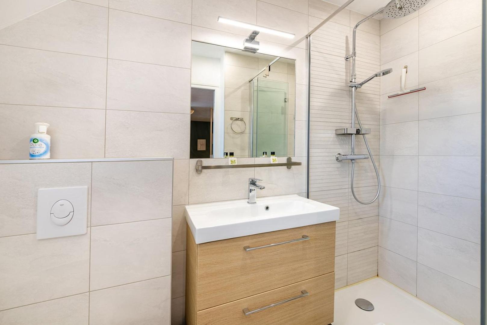 Saint-enogat - Cosy Et Renove - A 400m *